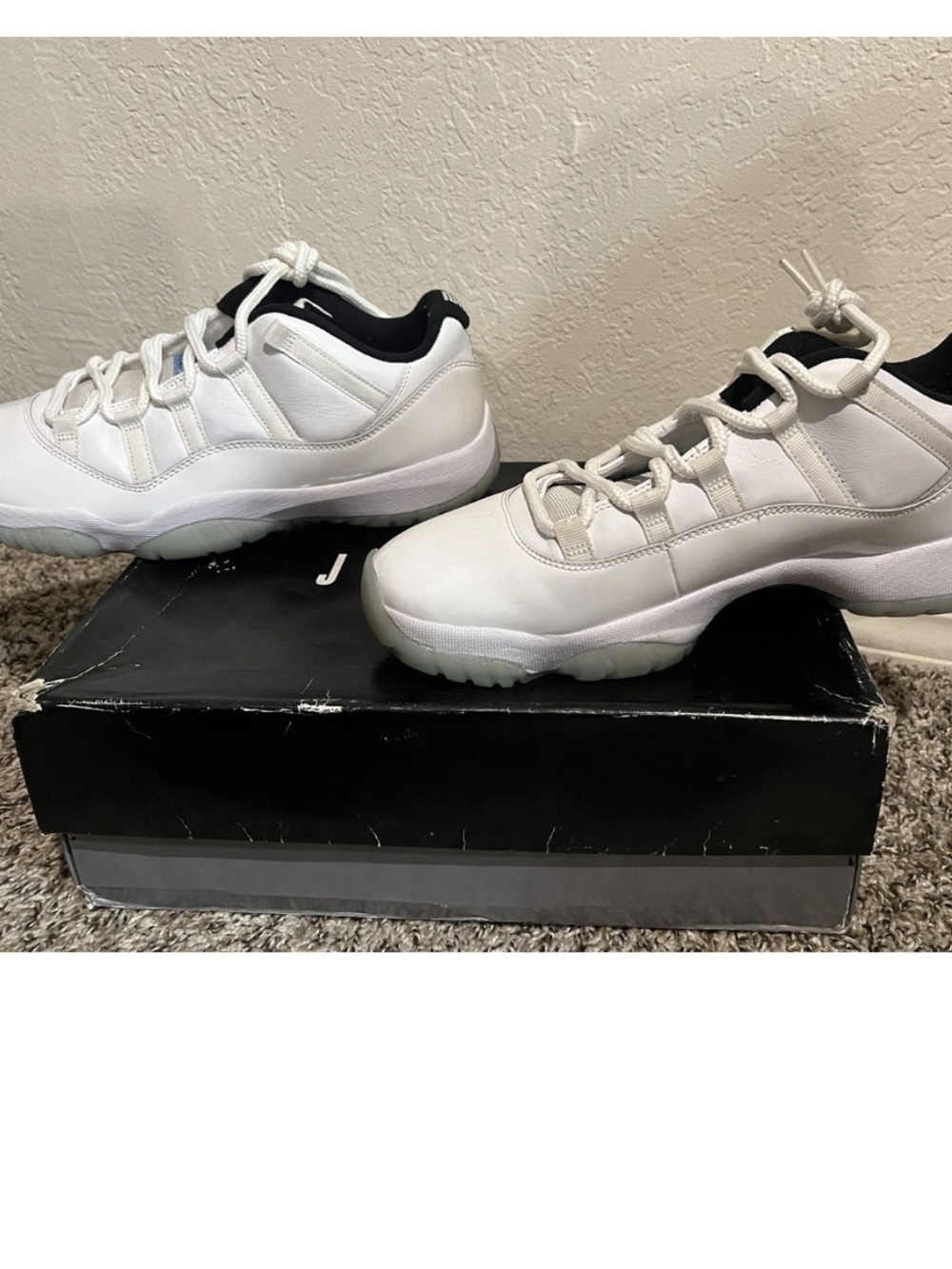 Kids White Low-Top Athletic Shoes